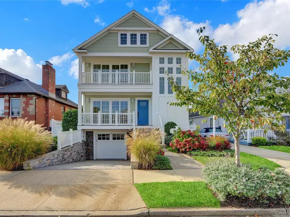 538 W Walnut Street, Long Beach, NY 11561