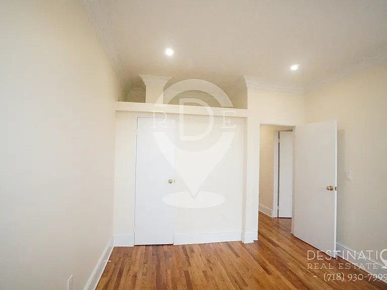 526 3rd Ave #2 — Photo 16
