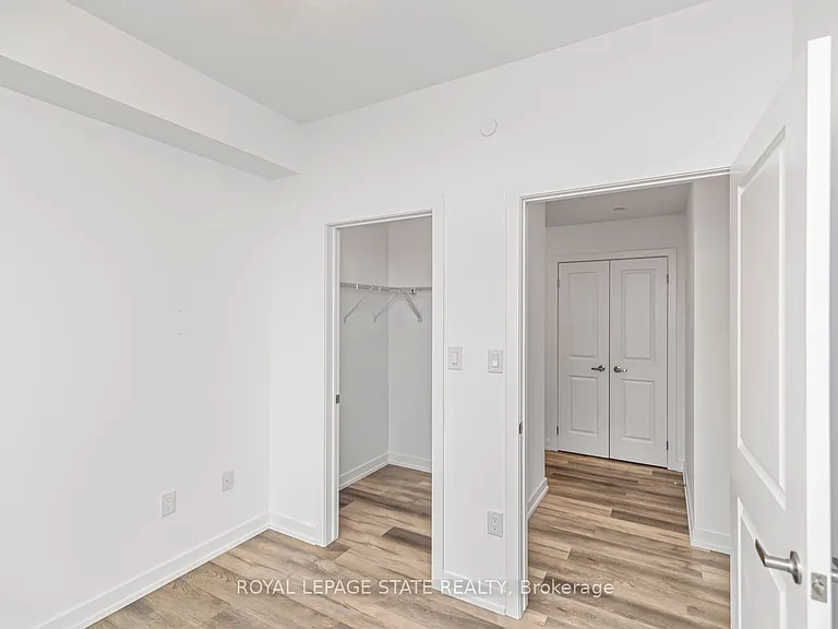470 Dundas St E #1009 — Photo 27