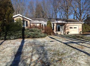 683 Maple St, Lanse, PA 16849