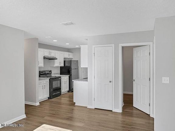 5th image of 9155 JEFFERSON Avenue
