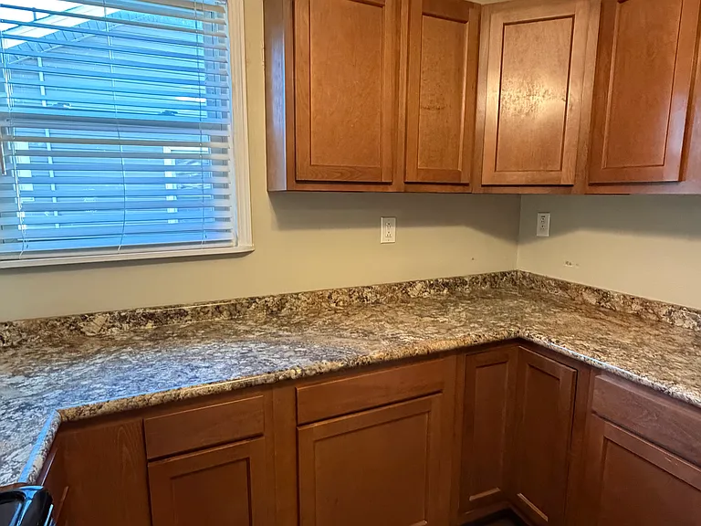 308 E Quincy Ave — Photo 6