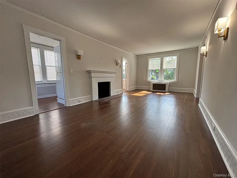 23 Perry Ave — Photo 5