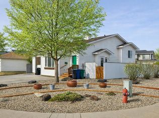 289 SE Cougar Way N, Lethbridge, AB T1H 6R5