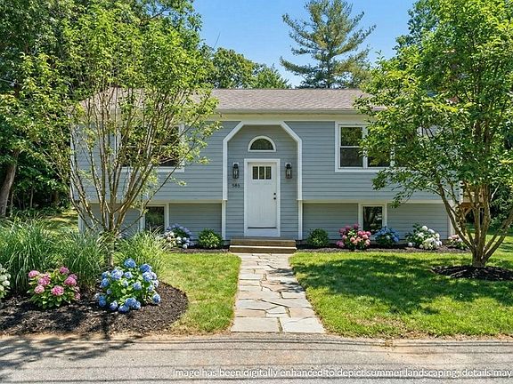 2nd image of 585 Old Falmouth Road