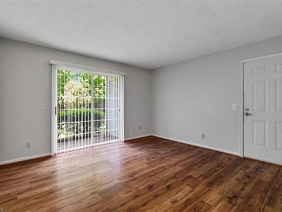 4th image of 5627 Hornaday Rd Unit B