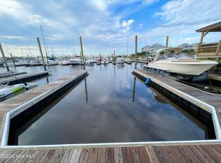 100 Spencer Farlow Dr #C-62, Carolina Beach, NC 28428