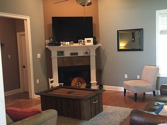 4th image of 470 Ciera Dr