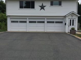 529 Grand Ave, Hackettstown, NJ 07840