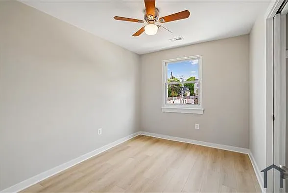 1410 Young St SE #8 — Photo 14