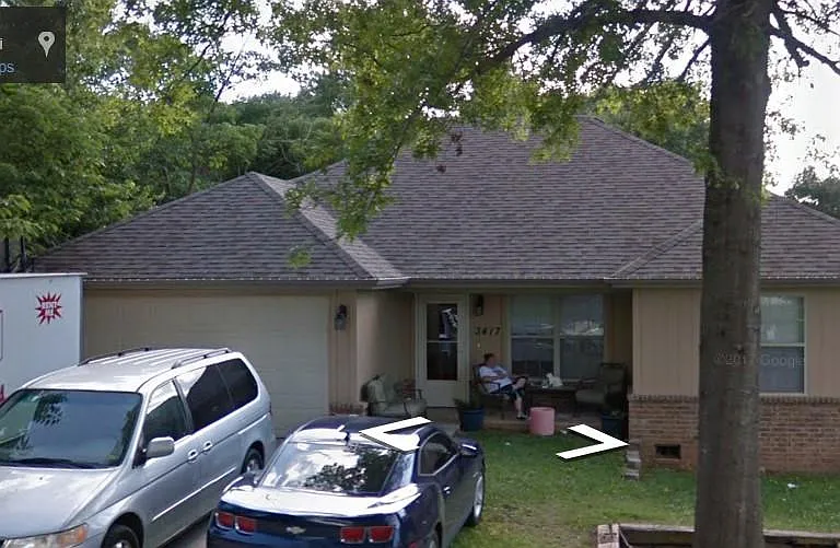 3417 S Oak Ave — Photo 2