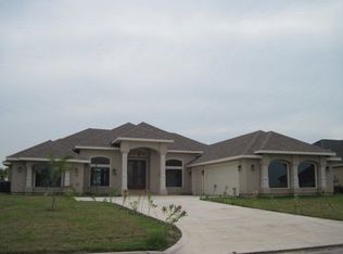 9 Country Club Dr, Laguna Vista, TX 78578
