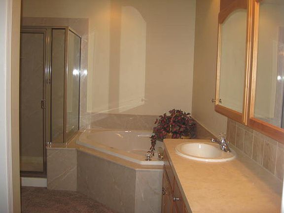 5th image of 4087 Cambria Dr