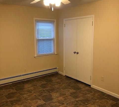 5th image of 881 E Park Ave APT 1
