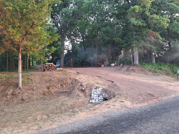 32441 Highland Rd, Tecumseh, OK 74873