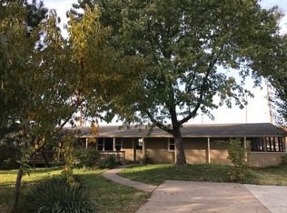 412 E 15th Ave, Augusta, KS 67010
