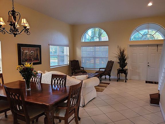 4th image of 4205 Bahia Isle Cir