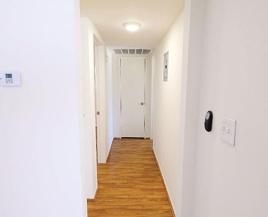 4th image of 14315 Moorpark St APT 105