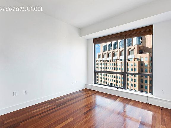 5th image of 150 Myrtle Ave Penthouse 3504