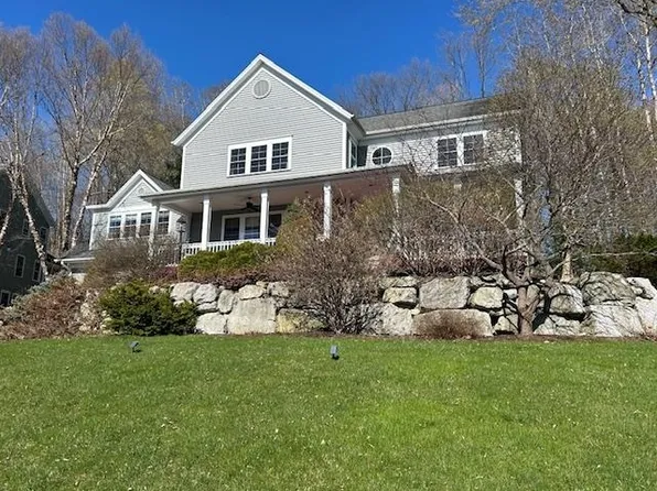 176 Boulder Hill Drive, Shelburne, VT 05482