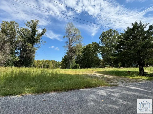 78 Deerfield Ln, Bassett, VA 24055