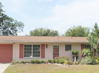 418 NE Electra Ave, Port Saint Lucie, FL 34983