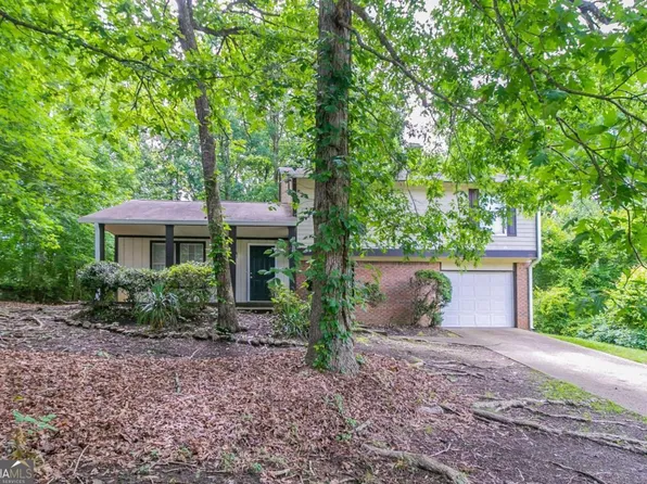 3694 Rolling Pl, Conley, GA 30288