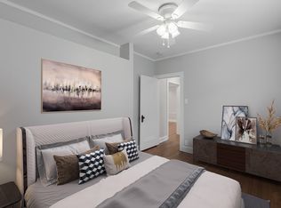 351 Sherman Ave APT 3, Evanston, IL 60202