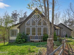 31 Reeves Pl, Monterey, TN 38574