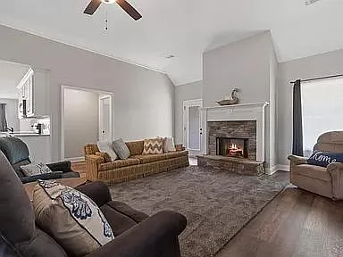 183 Loch Way — Photo 5
