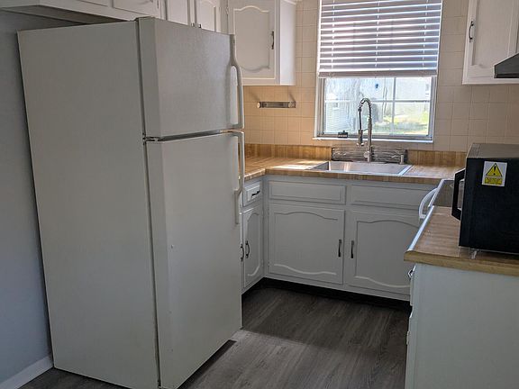 4th image of 31D Easton Dr