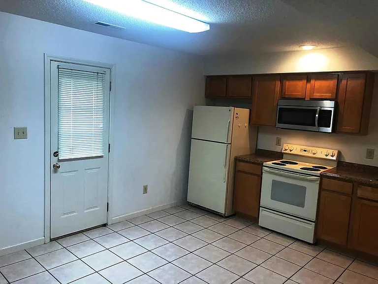 862 E Sherwood Hills Dr — Photo 6