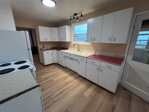 330 W Main St #1