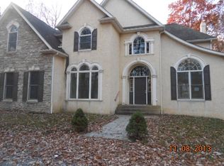 62 Boro Line Rd, Parkesburg, PA 19365