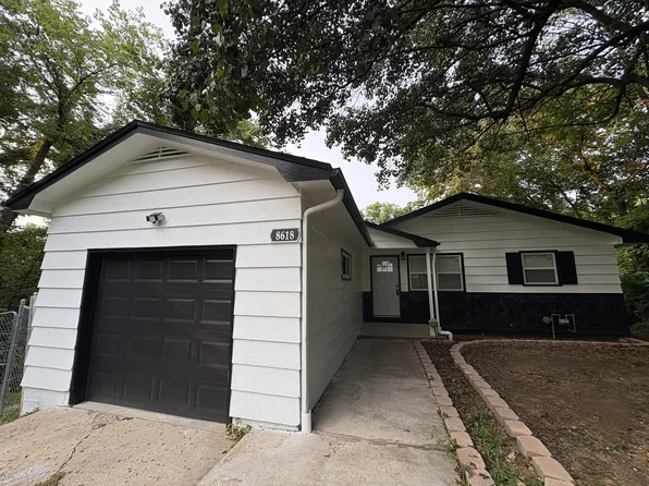 8618 E 32nd St, Kansas City, MO 64129