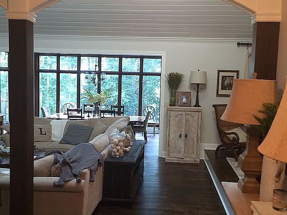 tongue and groove ceiling