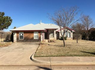 911 Woodward Ave, Moore, OK 73160