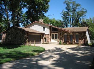 3465 S Riverview Ct, Kankakee, IL 60901