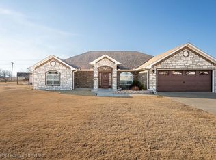 2041 Prairie Fire Dr, Sallisaw, OK 74955