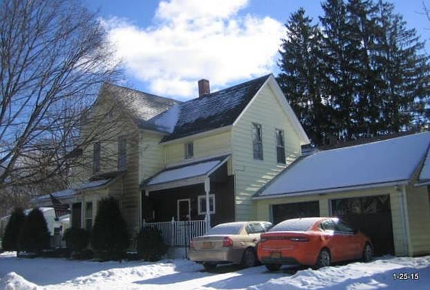 1st image of 20 Avery St