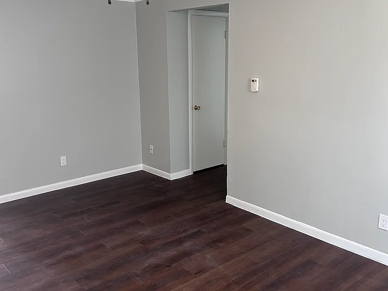 11245 Timken Ave — Photo 30
