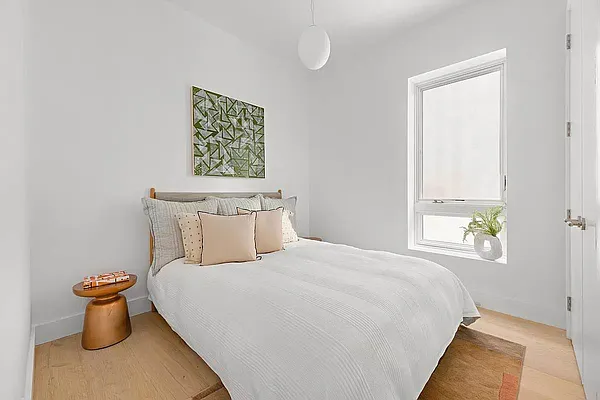 Sold by Park Property Advisors | media 7