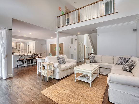 4th image of 15 Spinnaker Way