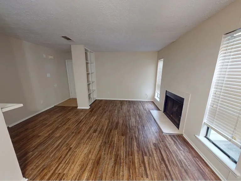 1107 Verde Dr #77 — Photo 3