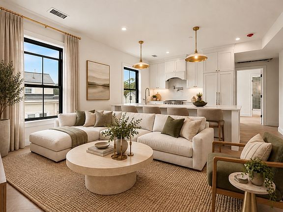2nd image of 15 Hunting St #6
