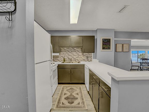 4th image of 4277 Kingfish Ln #277