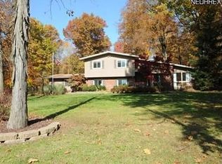 3081 Farnham Rd, Richfield, OH 44286