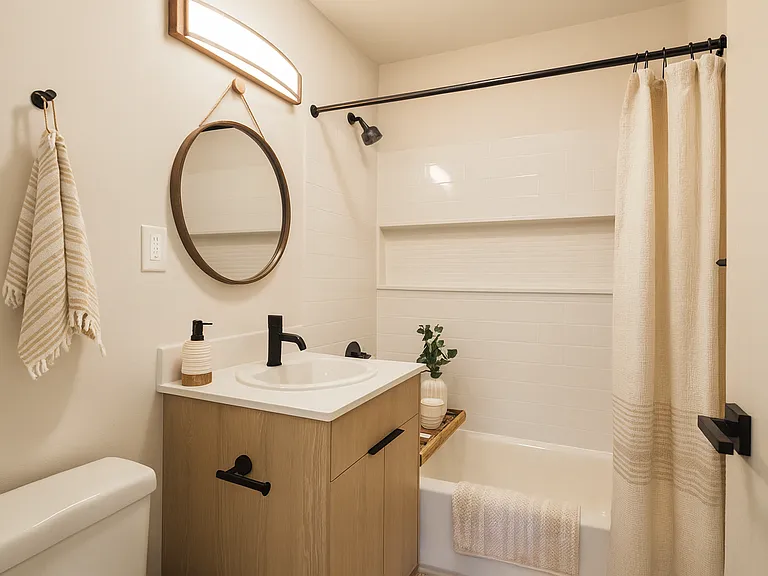 Modern Apartments in Queen Anne Steps from Climate Pledge Arena! — Photo 16