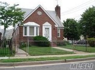 3 Dale Ave, Hempstead, NY 11550