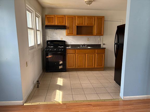5th image of 326-28 Evona Ave #2F